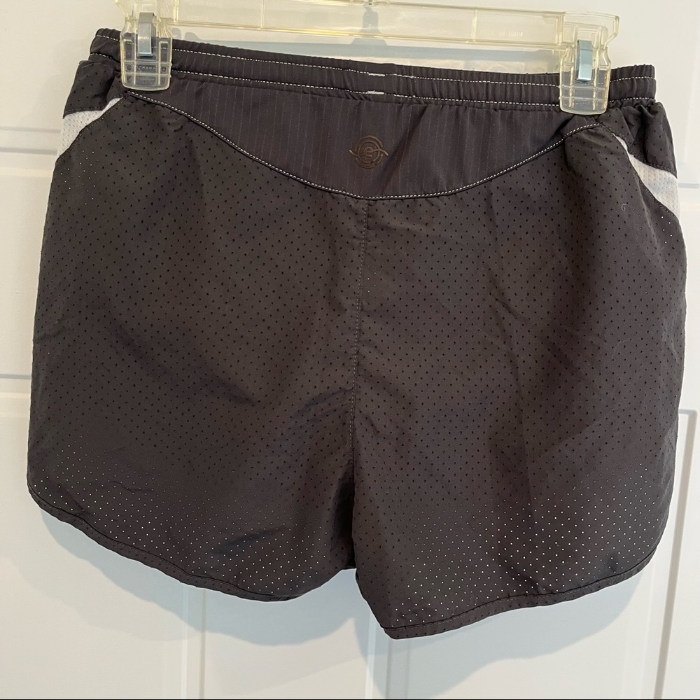 Brooks Running Shorts Sz XS - Picture 3 of 9